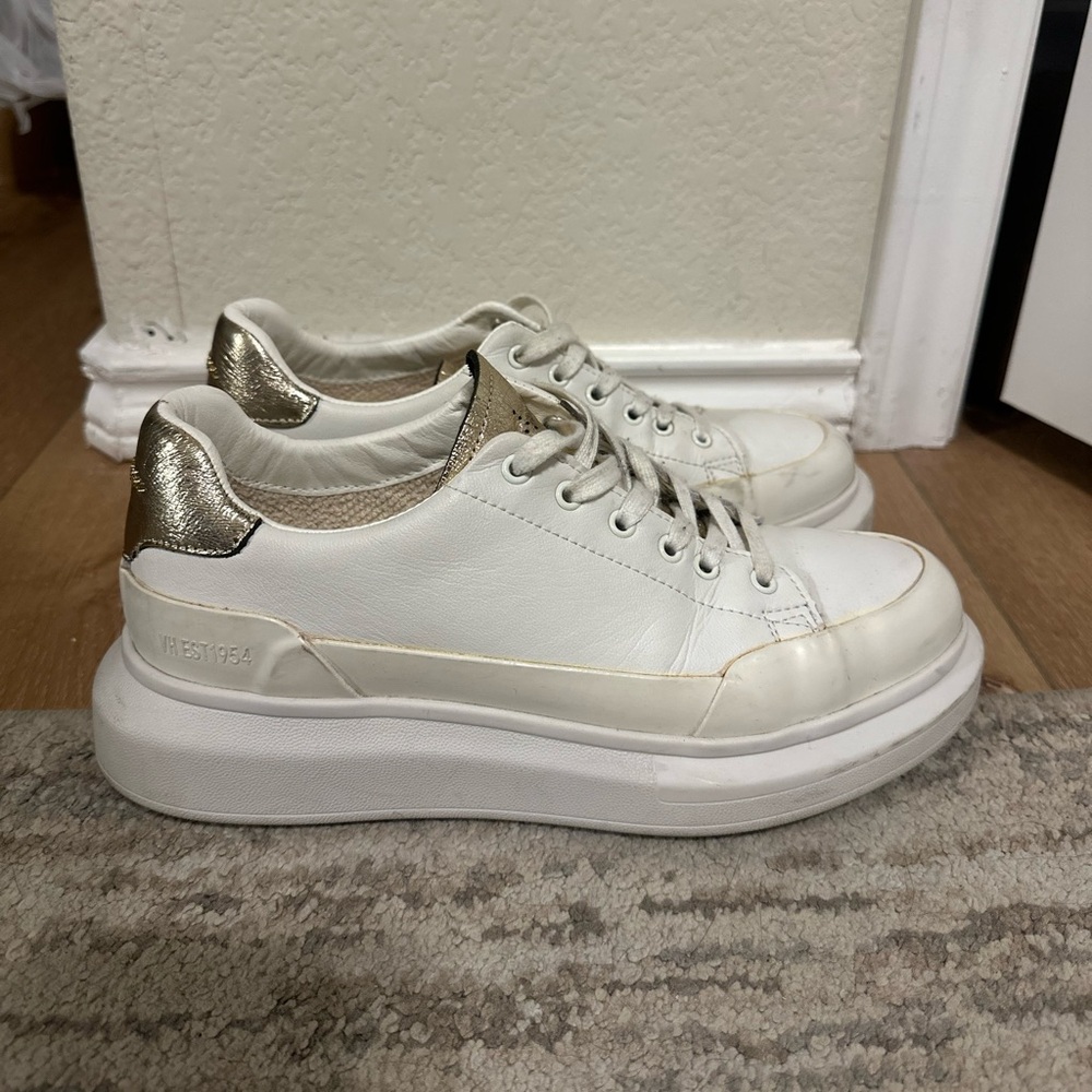 Vintage Havana Angela Sneakers- White and Gold